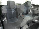 3列目シートはもちろん状態良好☆大人でもゆったりと座って頂けますので、大人数でのお出かけもラクラクです♪ご家族で、気の知れた仲間で、ドライブに行くのが楽しみですね♪