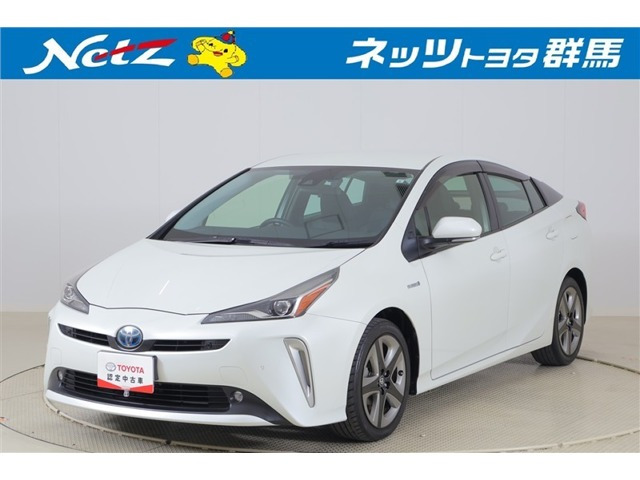 トヨタ プリウス 