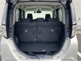 【ラゲッジスペース】リアシートを倒せばこの大容量!!ダンボールなどの大きい荷物も釣り具などの長尺物まで様々載せられそうです!!