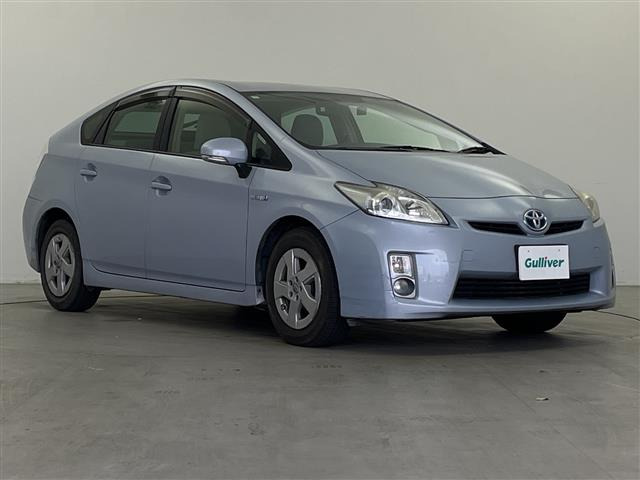 トヨタ プリウス 