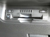 ナビ連動タイプのETC車載機です。ナビゲーションと連動してくれますのでカード未挿入を知らせてくれるなど便利な機能が追加されています。