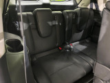 3列目シートはもちろん状態良好☆大人でもゆったりと座って頂けますので、大人数でのお出かけもラクラクです♪ご家族で、気の知れた仲間で、ドライブに行くのが楽しみですね♪