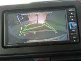 バックガイドモニターで、後方を確認しながら安心して駐車することができます。運転初心者も熟練者も必須の機能ですよ!