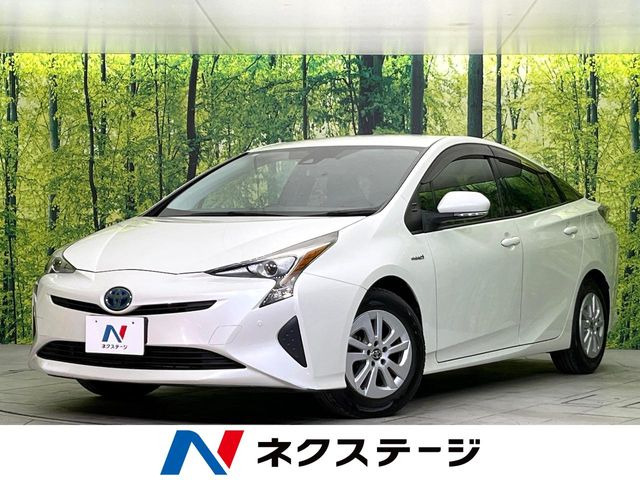 トヨタ プリウス 