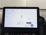 純正ナビを装備。タッチパネル式で使いやすく、お出かけもラクラクです。