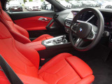BMWを知り尽くした弊社が、保険の契約から事故時の手続までトータルにケアします。責任を持って修理を施し、大切なBMWを守ります。保険手続から修理まで一貫して対応できますので事故処理がスムーズでございます。