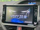 【BIG-X11インチナビ】人気の大画面BIG-Xナビを装備。専用設計で車内の雰囲気にマッチ!ナビ利用時のマップ表示は見やすく、テレビやDVDは臨場感がアップ!いつものドライブがグッと楽しくなります♪