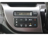 オートエアコン☆自動で空調管理してくれる優れものです。