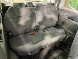 3列目シートはもちろん状態良好☆大人でもゆったりと座って頂けますので、大人数でのお出かけもラクラクです♪ご家族で、気の知れた仲間で、ドライブに行くのが楽しみですね♪