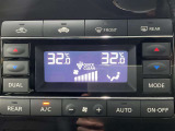 【オートエアコン】設定温度にあわせて自動で快適な室内温度を保ちます。室内が快適だとドライブも楽しくなりますね。