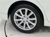 タイヤサイズは215/50R17!社外アルミホイール!残り溝は7ミリ程度です!