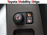 駐車時に便利なスマ-トキ-連動オ-ト格納式ドアミラーを装備しています。施錠すると自動的にドアミラーを格納する便利な機能です!