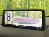 【360&deg;ビューモニター】専用のカメラにより、上から見下ろしたような視点で360度クルマの周囲を確認することができます☆死角部分も確認しやすく、狭い場所での切り返しや駐車もスムーズに行えます。