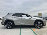 UX 250h バージョンL 
