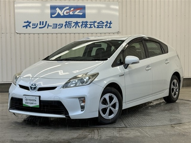 トヨタ プリウス 