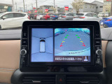 アラウンドビューモニター☆クルマを真上から見下ろしているかのような映像で駐車をサポートします☆
