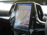 純正ナビを装着。(フルセグTVの視聴、Bluetoothの接続可能)