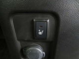 シート表面を直接温める「シートヒーター」で、寒い時期のドライブも快適です。