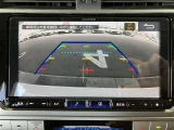 車庫入れなどでバックする際に大きな車には必需品のバックカメラ、後方確認ができて便利です。苦手な人もこれで安心。