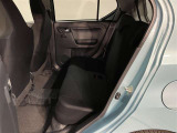【後部座席】後部座席を実際に座って体感してください♪気になるような汚れやへたり等、大きなダメージはなく、良好な状態です♪