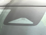 【ホンダセンシング】走行中に前方の車両等を認識し、衝突しそうな時は警報とブレーキで衝突回避と被害軽減をアシスト。より安全にドライブをお楽しみいただけます。