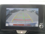 バックカメラ付き♪車庫入れ、バックでの駐車時に後方が見える事での安心感は大きいです☆一度装備したら外せなくなるアイテムです♪