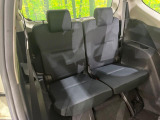 3列目シートはもちろん状態良好☆大人でもゆったりと座って頂けますので、大人数でのお出かけもラクラクです♪ご家族で、気の知れた仲間で、ドライブに行くのが楽しみですね♪