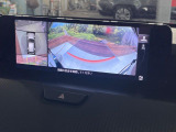 【360&deg;ビューモニター】専用のカメラにより、上から見下ろしたような視点で360度クルマの周囲を確認することができます☆死角部分も確認しやすく、狭い場所での切り返しや駐車もスムーズに行えます。