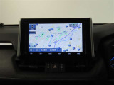 トヨタ純正ナビ装備!地図描写は文字も道もクリアで見やすく、滑らかに表示します。これさえあればもう道に迷わないですみますね♪フルセグで地上波デジタル放送TVもバッチリ綺麗に見れちゃいます♪