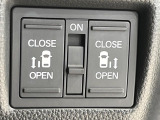 【両側パワースライドドア】スマートキーや運転席のスイッチで後席両側スライドドアの開閉が可能♪電動だから力を入れてドアを開ける必要が無く、小さなお子様でも簡単に開け閉めでき快適です♪