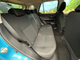 後部座席も気になるようなキズ・汚れやへたり等、大きなダメージはなく、良好な状態です。