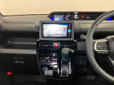 ナビ、オートエアコン付