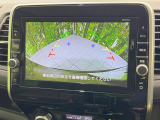 【バックカメラ】駐車時に後方がリアルタイム映像で確認できます。大型商業施設や立体駐車場での駐車時や、夜間のバック時に大活躍!運転スキルに関わらず、今や必須となった装備のひとつです!