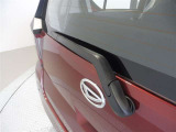 リヤワイパー付きなので雨の日でも視界は良好です
