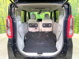 後席を格納すると、これだけの広さが!シーンに合わせたシートアレンジで、大きな荷物も積むことが出来ます♪