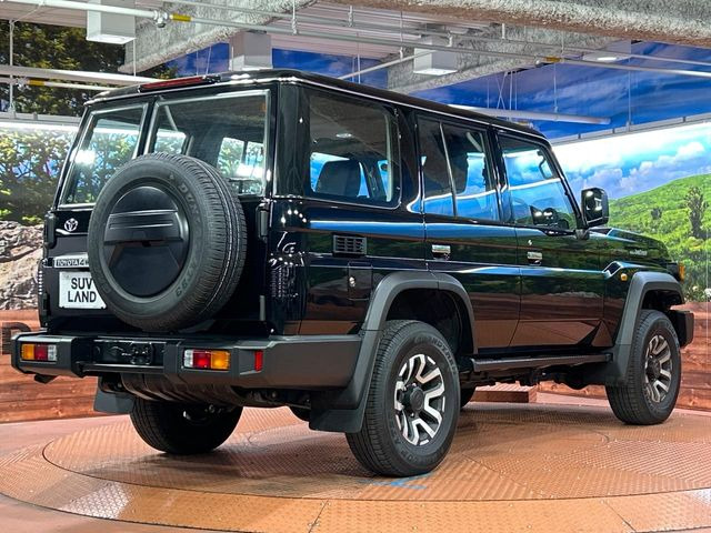 トヨタ ランドクルーザー70 2.8 AX ディーゼル 4WD の中古車詳細
