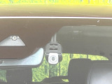 【ドライブレコーダー】ドライブレコーダー装備!走行中はもちろん、あおり運転や事故に遭遇した際、映像で記録し、万一のリスクに備えます。※記録用SDカードはお客様ご自身でご準備いただく必要があります。