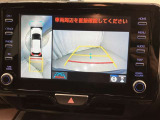 【バックガイドモニター】 車庫入れなど後進運転時に死角をモニターで確認ができて安全です♪ ステアリング操作の参考になるガイド線も表示しますので車庫入れがニガテな方も安心ですネ!