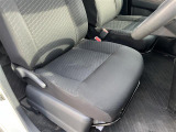 【運転席】『運転席周辺』の画像になります。写真の内容に関してご不明点、ご質問等がございましたらお気軽にじしゃロン店舗までお問い合わせください。