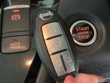 【スマートキー(エンジンスタートストップスイッチ)】スマートキー(電子キー)を持っていれば、スイッチを押すだけでエンジンをかけることができます!