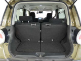 ラッゲージスペースもしっかり確保。買い物の荷物もばっちり積み込むことができますよ♪