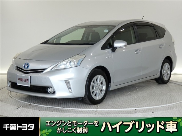 トヨタ プリウスα 