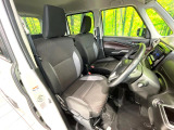 運転席シート廻りは使用感も少なく、良好な状態となっています。丁寧に使われていたことがよくわかりますね。