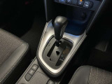 オートマチックシフトノブは御覧の通りです。