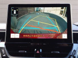 バックガイドモニターで、後方を確認しながら安心して駐車することができます。運転初心者も熟練者も必須の機能ですよ!