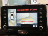 【バックガイドモニター】 車庫入れなど後進運転時に死角をモニターで確認ができて安全です♪ ステアリング操作の参考になるガイド線も表示しますので車庫入れがニガテな方も安心ですネ!