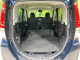 後席を格納すると、これだけの広さが!シーンに合わせたシートアレンジで、大きな荷物も積むことが出来ます♪
