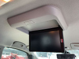 後席モニター付きで長距離ドライブも快適です♪