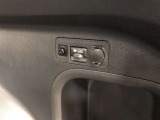 ラゲージスペースにはアクセサリーコンセント(AC100V・1500W)が設置されています。電気製品を使用できるので、災害などによる非常時に電力が必要なとき給電可能です!