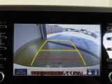バックガイドモニターで、後方を確認しながら安心して駐車することができます。運転初心者も熟練者も必須の機能ですよ!
